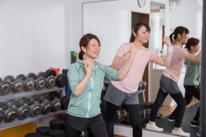 シェイプアップ講座を探すなら護身術も一緒に学んだ方がコスパいい(If you are looking for a shape-up course, it is better and smarter to learn self-defense techniques together)